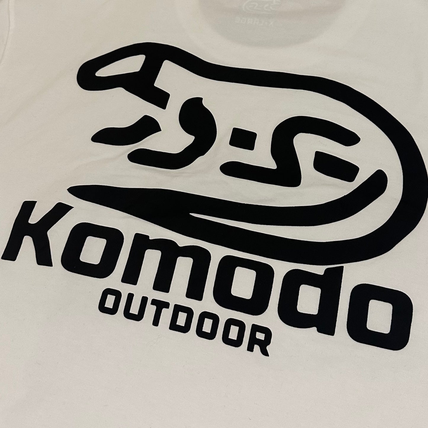Komodo Basic "Center Logo" Heavyweight Tee